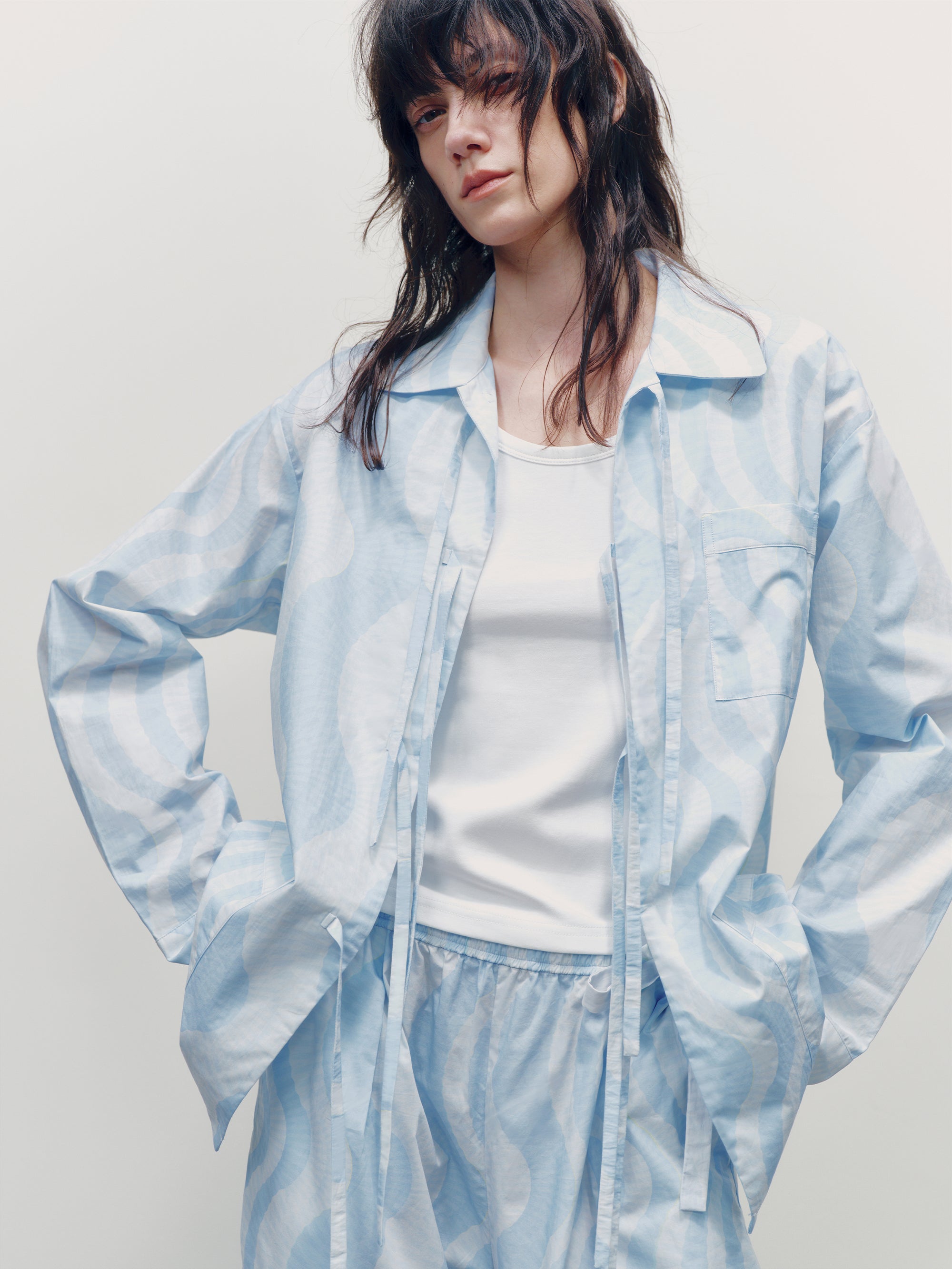 Blue Wave Print Long-sleeved Shirt