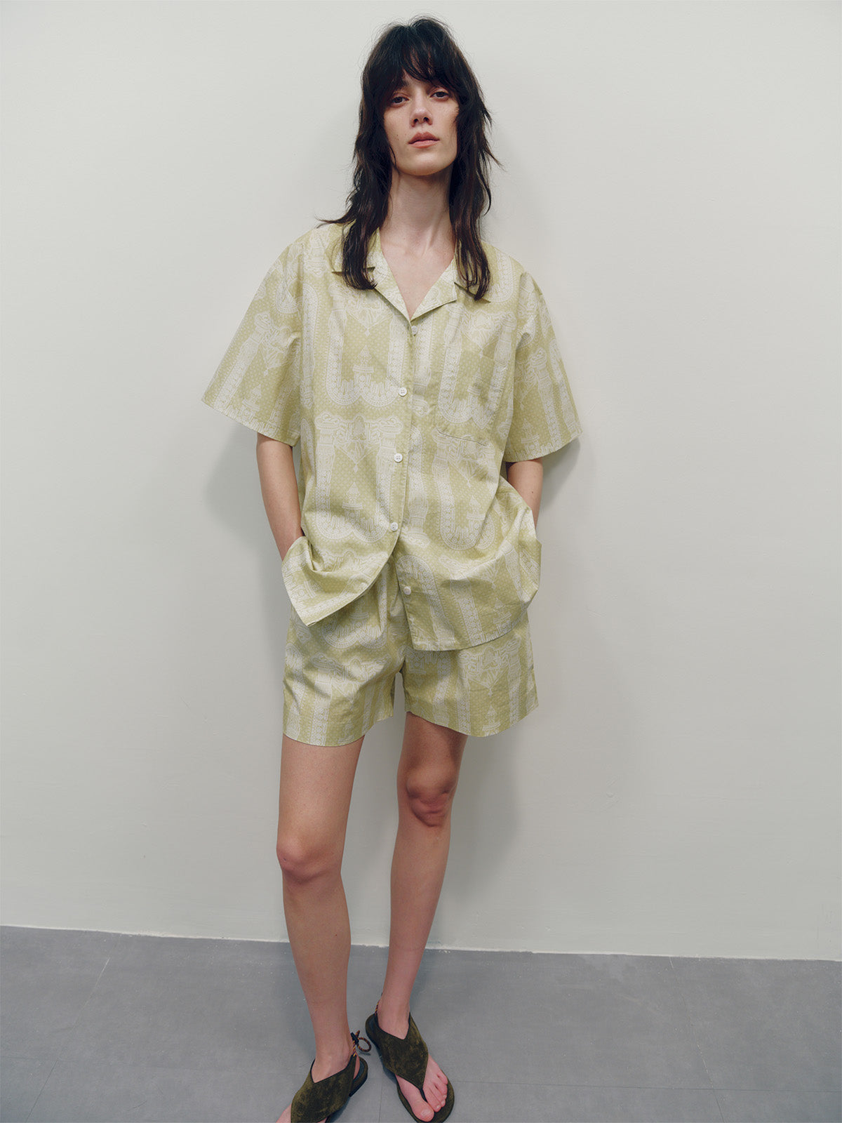 Pear Yellow Penjor Lace Shorts